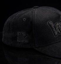 Load image into Gallery viewer, BLACK RHINESTONES CORDOROY HAT
